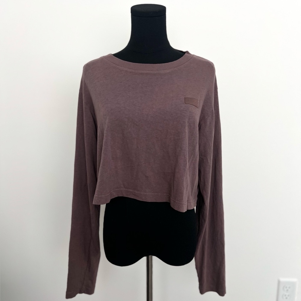 SET ACTIVE Long Sleeve Crop Top in Color Pepper & Size XS